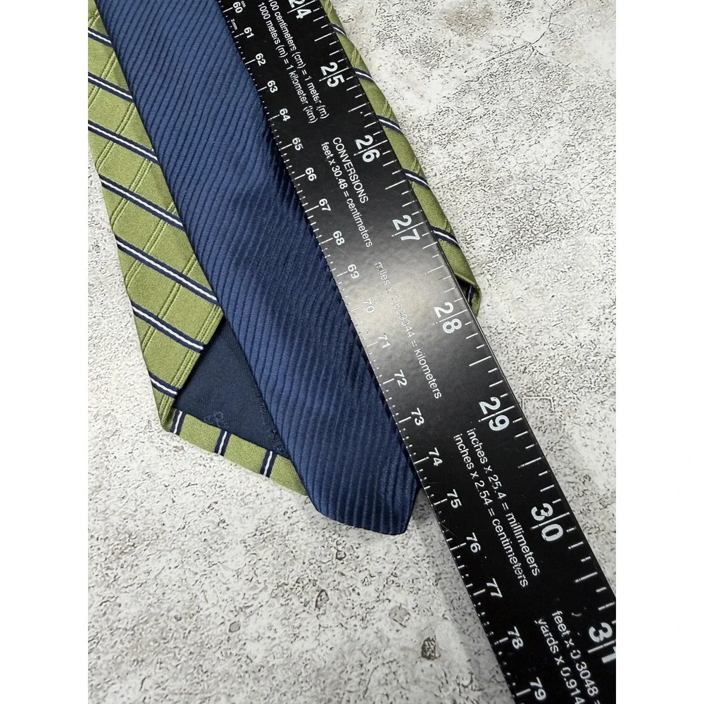 Tommy Hilfiger Tie Mens One Size Green Striped‎ 100% Silk Designer Logo Classic